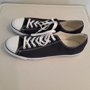 Men's Converse Chuck Taylor's Size 17